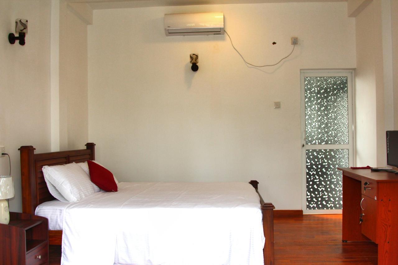 Himawari Beach Villa Matara Buitenkant foto