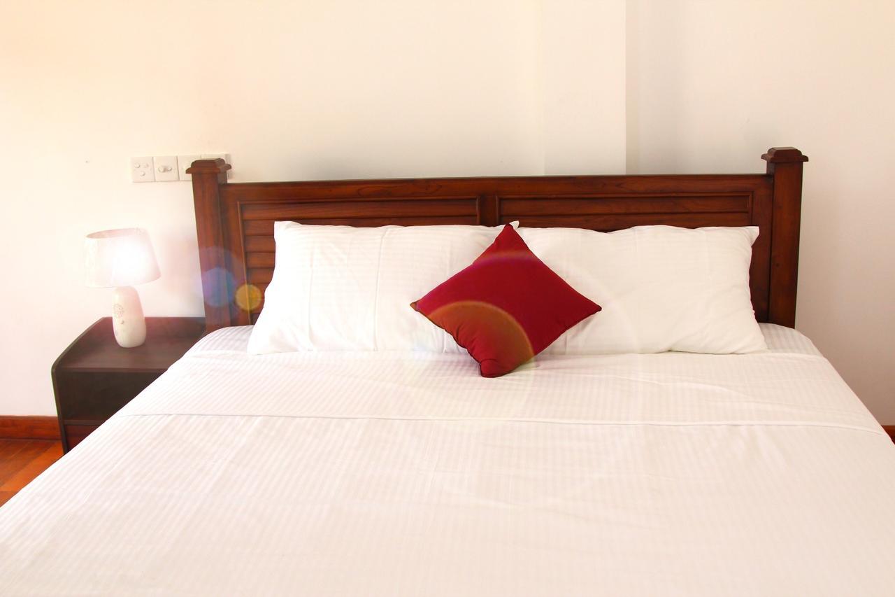 Himawari Beach Villa Matara Buitenkant foto