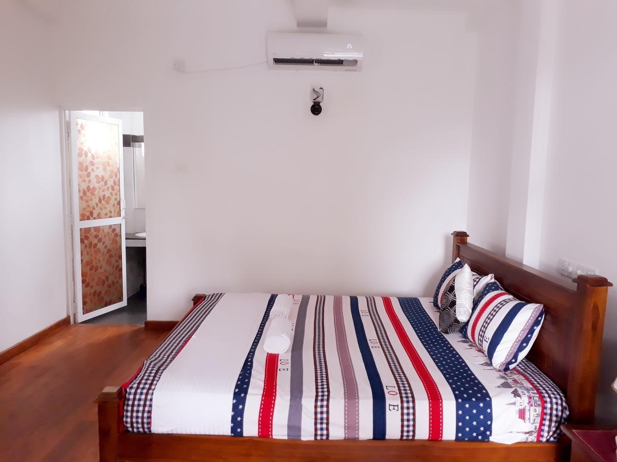 Himawari Beach Villa Matara Buitenkant foto