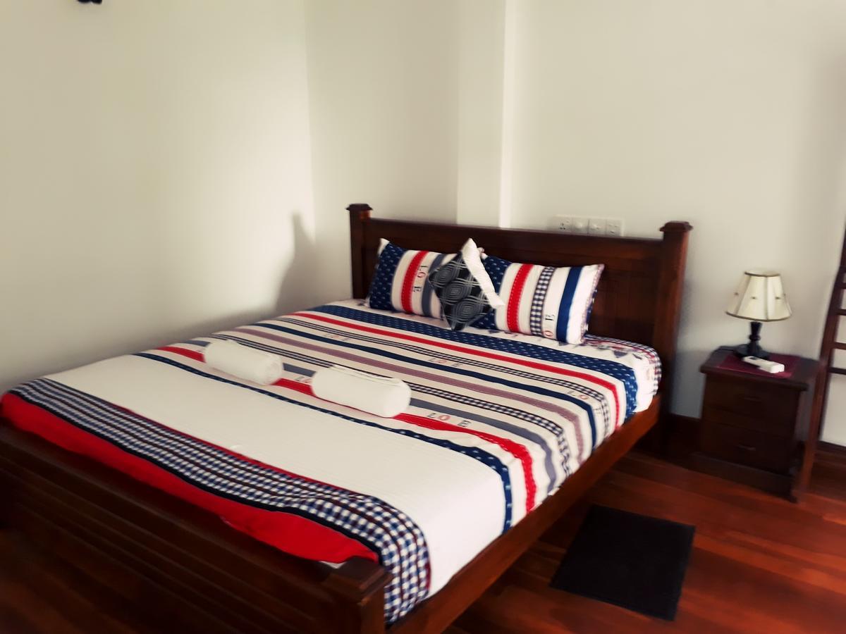 Himawari Beach Villa Matara Buitenkant foto
